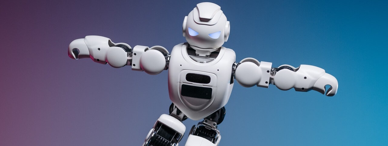 What are poker bots and can I encounter them at an online table?